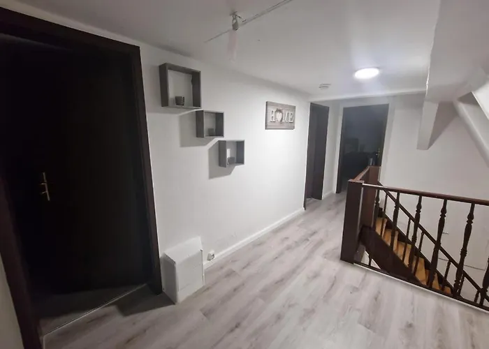 Historisches Haus Am Fusse Der Festung Ehrenbreitstein Am Schoenen Rhein * Koblenz