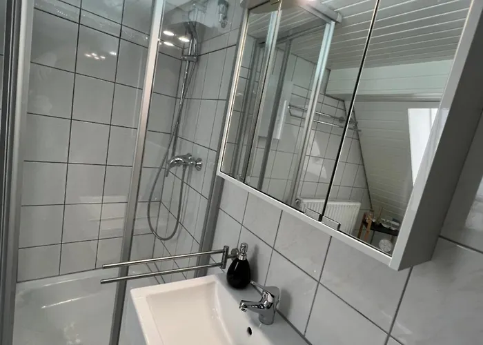 Historisches Haus Am Fusse Der Festung Ehrenbreitstein Am Schoenen Rhein Homestay szállás *